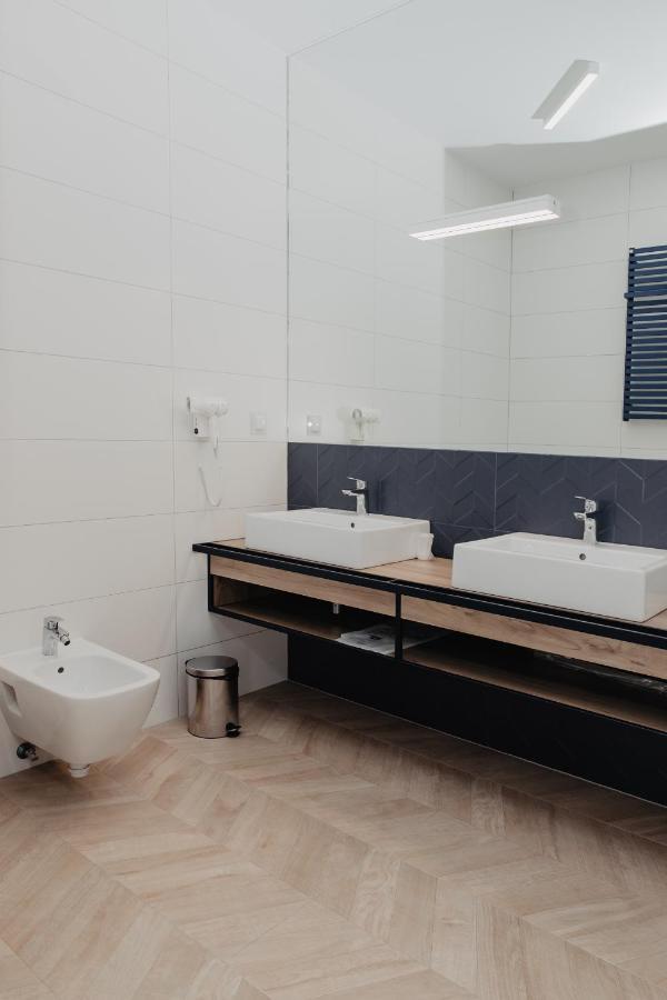 Molto Bene Hotel & Restaurant Skorcz エクステリア 写真
