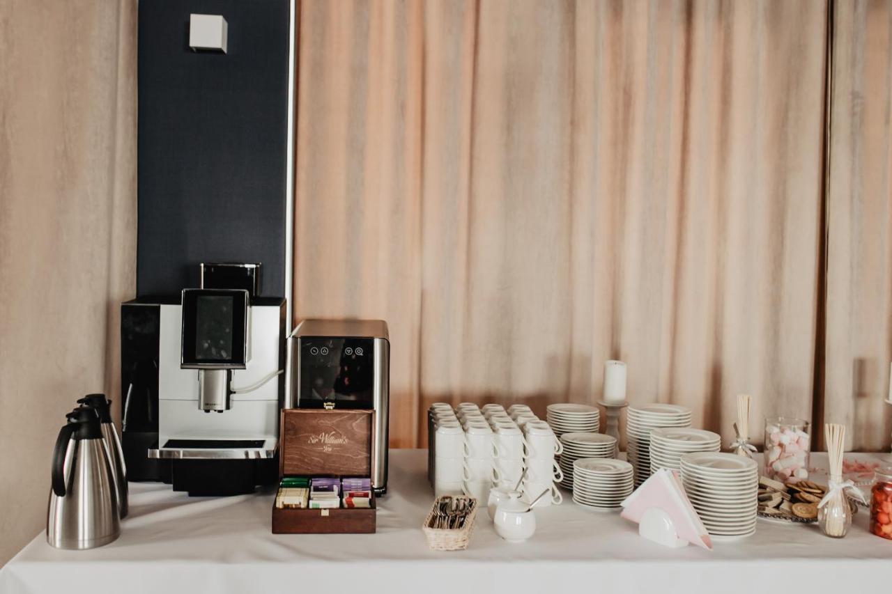 Molto Bene Hotel & Restaurant Skorcz エクステリア 写真