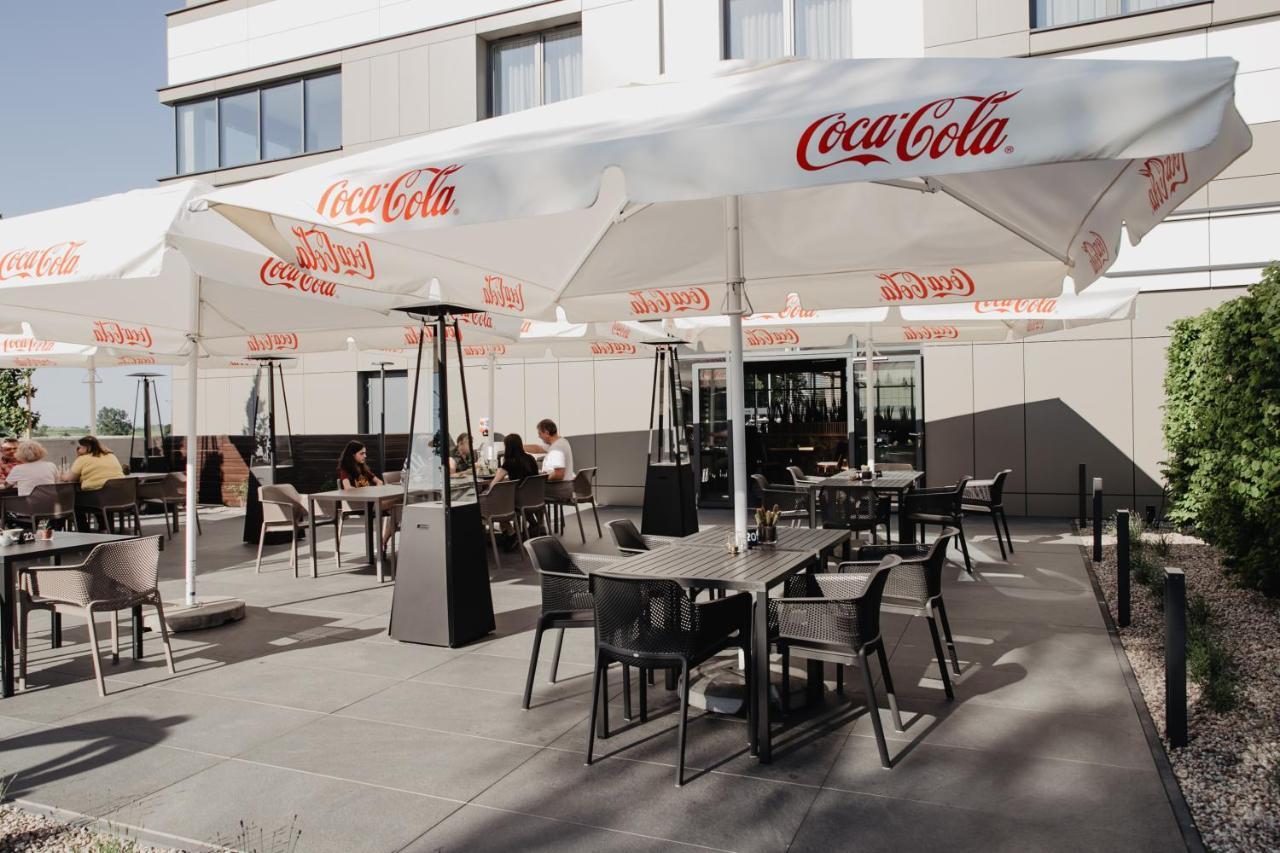 Molto Bene Hotel & Restaurant Skorcz エクステリア 写真