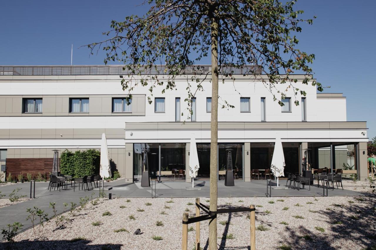 Molto Bene Hotel & Restaurant Skorcz エクステリア 写真